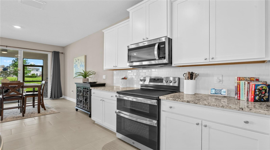 Bradenton, Florida 34211, 4 Bedroom Bedrooms, ,3 Bathroombathrooms,Residential,For Sale,Cantarina,0,Mfra4695722