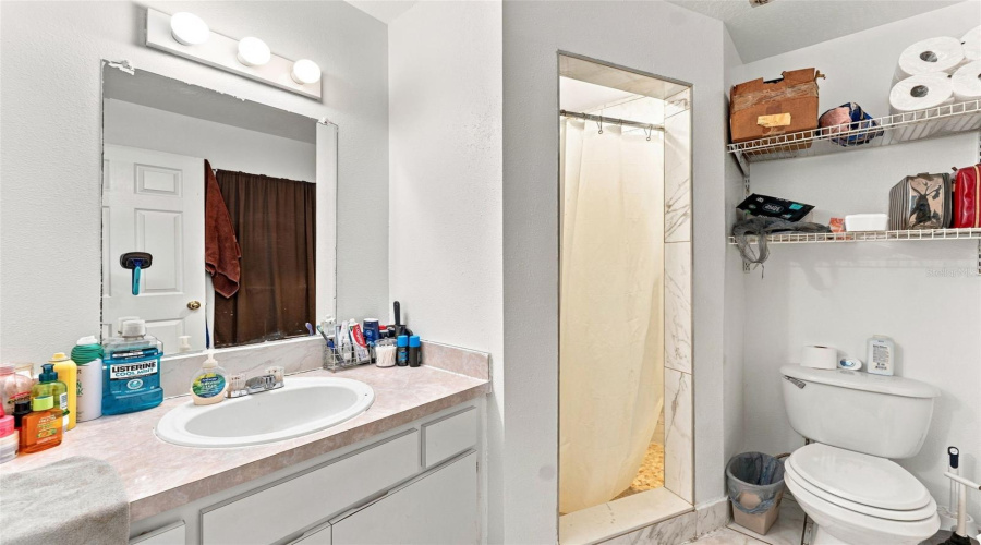 Plant City, Florida 33563, 3 Bedroom Bedrooms, ,2 Bathroombathrooms,Residential,For Sale,Bethune,0,Mfrtb8542908