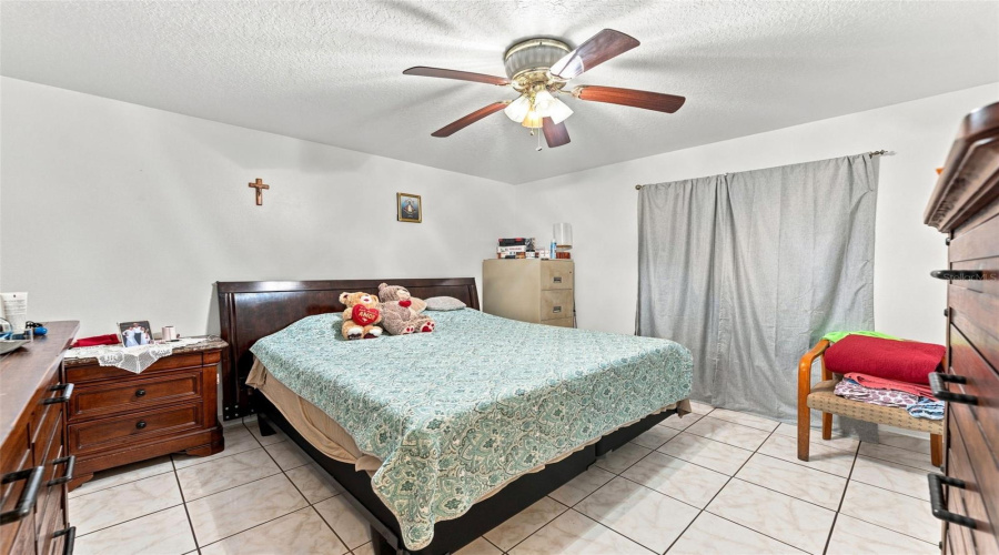 Plant City, Florida 33563, 3 Bedroom Bedrooms, ,2 Bathroombathrooms,Residential,For Sale,Bethune,0,Mfrtb8542908