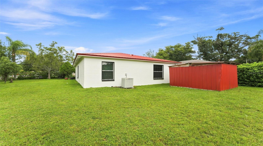 Plant City, Florida 33563, 3 Bedroom Bedrooms, ,2 Bathroombathrooms,Residential,For Sale,Bethune,0,Mfrtb8542908