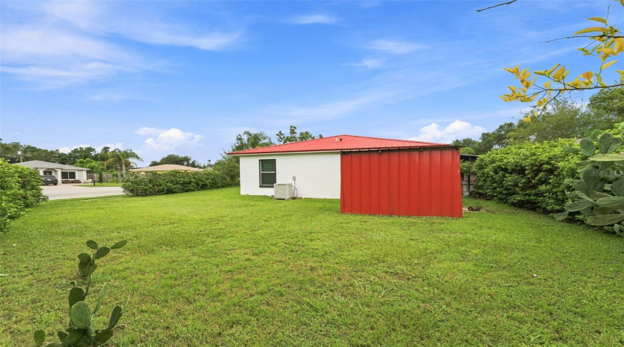 Plant City, Florida 33563, 3 Bedroom Bedrooms, ,2 Bathroombathrooms,Residential,For Sale,Bethune,0,Mfrtb8542908