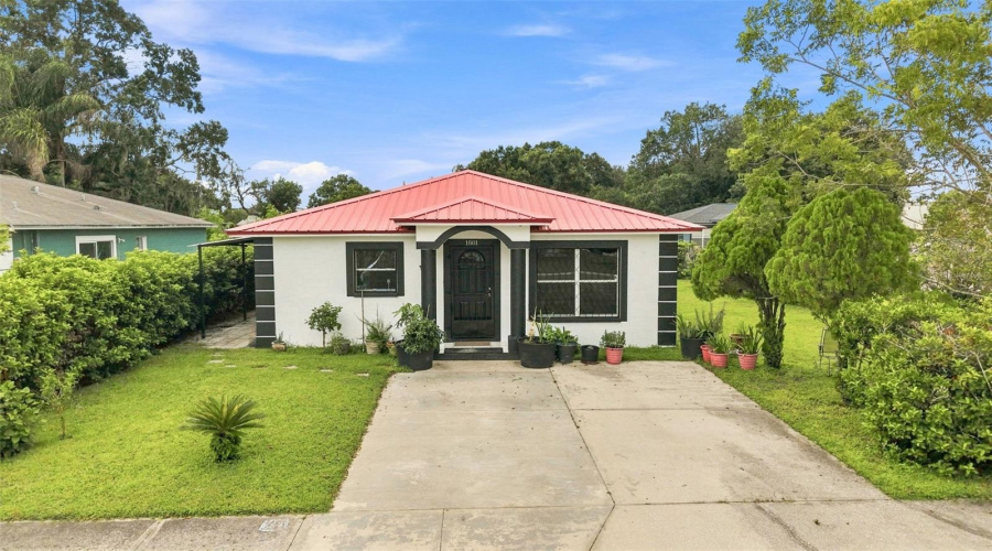 Plant City, Florida 33563, 3 Bedroom Bedrooms, ,2 Bathroombathrooms,Residential,For Sale,Bethune,0,Mfrtb8542908
