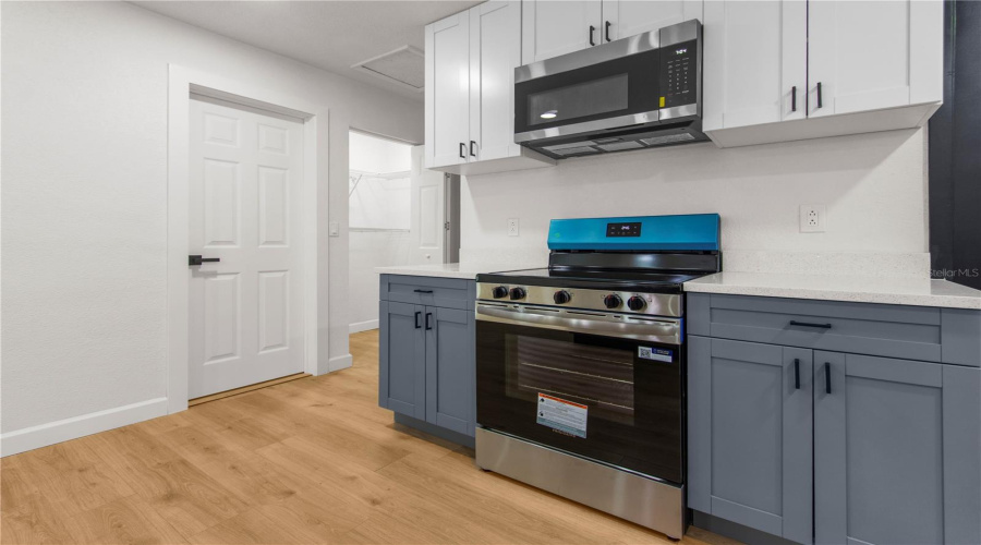 Spring Hill, Florida 34606, 3 Bedroom Bedrooms, ,2 Bathroombathrooms,Residential,For Sale,Cambridge,0,Mfrtb8510098