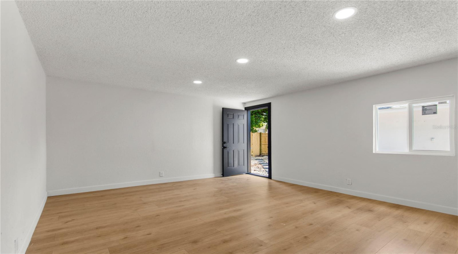 Spring Hill, Florida 34606, 3 Bedroom Bedrooms, ,2 Bathroombathrooms,Residential,For Sale,Cambridge,0,Mfrtb8510098