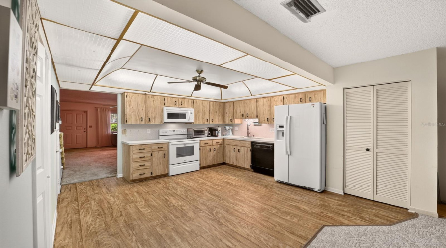 Ocala, Florida 34481, 2 Bedroom Bedrooms, ,2 Bathroombathrooms,Residential,For Sale,98Th,0,Mfrom730657
