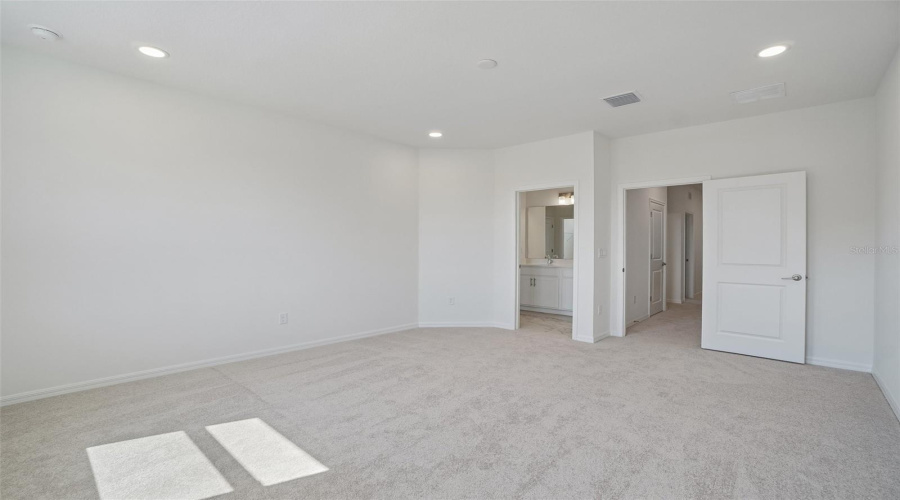 Brandon, Florida 33511, 3 Bedroom Bedrooms, ,2 Bathroombathrooms,Residential,For Sale,Silver Stream,0,Mfrtb8516123