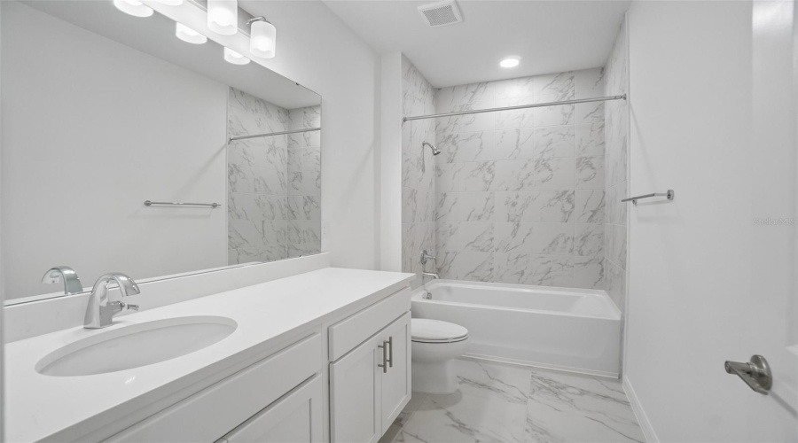 Brandon, Florida 33511, 3 Bedroom Bedrooms, ,2 Bathroombathrooms,Residential,For Sale,Silver Stream,0,Mfrtb8516123