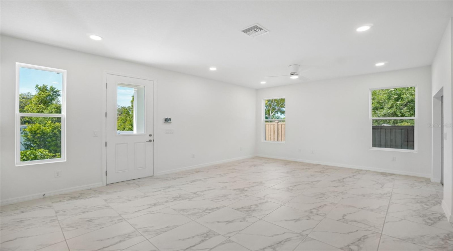 Brandon, Florida 33511, 3 Bedroom Bedrooms, ,2 Bathroombathrooms,Residential,For Sale,Silver Stream,0,Mfrtb8516123