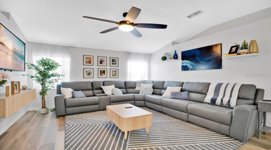 Sanford, Florida 32771, 4 Bedroom Bedrooms, ,2 Bathroombathrooms,Residential,For Sale,Brushcreek,0,Mfrv4948960
