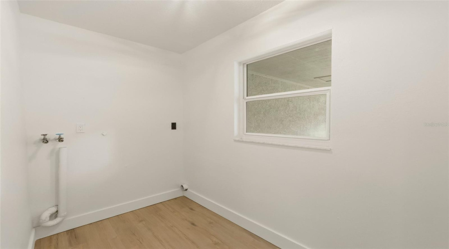 Palm Harbor, Florida 34684, 2 Bedroom Bedrooms, ,2 Bathroombathrooms,Residential,For Sale,Somerset,0,Mfrtb8515153
