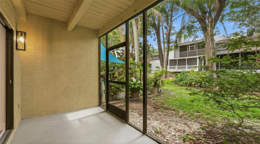 Palm Harbor, Florida 34684, 2 Bedroom Bedrooms, ,2 Bathroombathrooms,Residential,For Sale,Somerset,0,Mfrtb8515153