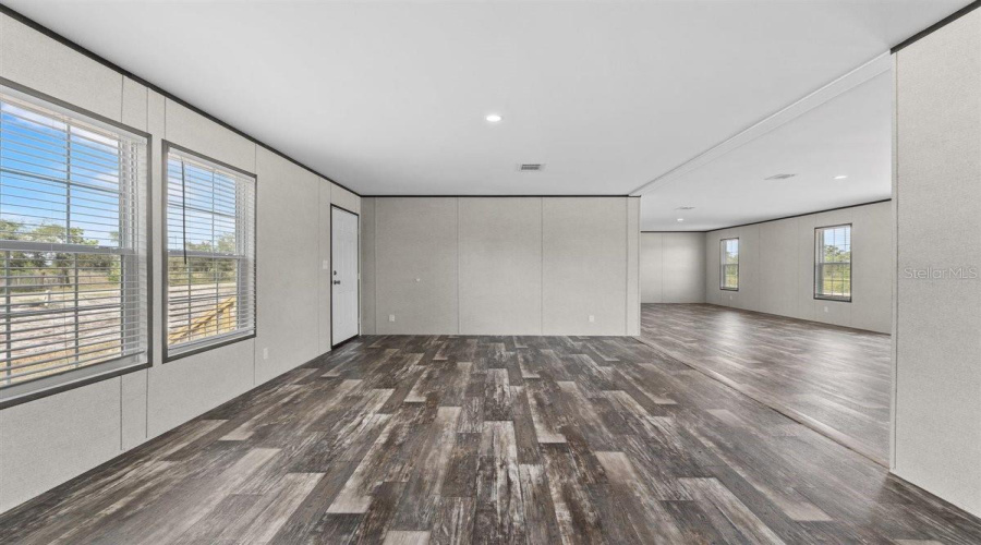 Crystal River, Florida 34428, 4 Bedroom Bedrooms, ,2 Bathroombathrooms,Residential,For Sale,Carousel,0,Mfrp4939392