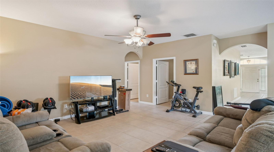 Sanford, Florida 32771, 3 Bedroom Bedrooms, ,2 Bathroombathrooms,Residential,For Sale,Marathon,0,Mfrv4950331