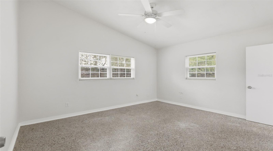 Orlando, Florida 32803, 4 Bedroom Bedrooms, ,2 Bathroombathrooms,Residential,For Sale,Braidwood,0,Mfro6429806
