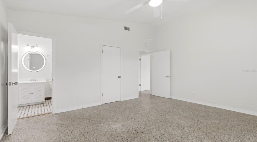 Orlando, Florida 32803, 4 Bedroom Bedrooms, ,2 Bathroombathrooms,Residential,For Sale,Braidwood,0,Mfro6429806