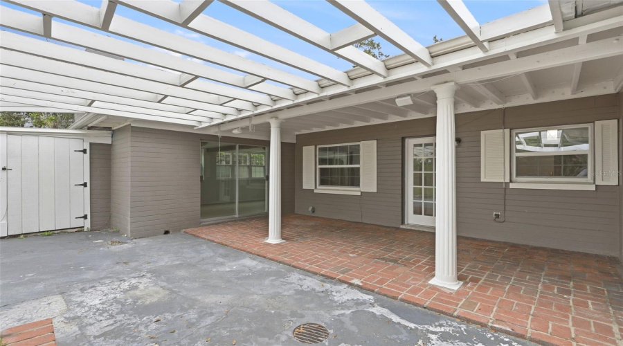 Orlando, Florida 32803, 4 Bedroom Bedrooms, ,2 Bathroombathrooms,Residential,For Sale,Braidwood,0,Mfro6429806