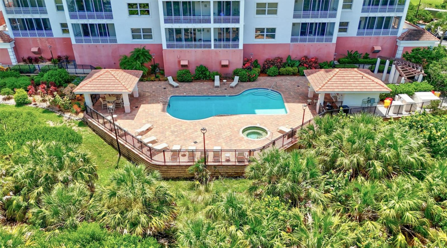 Pool, Spa, Bbq Area And Firepit
