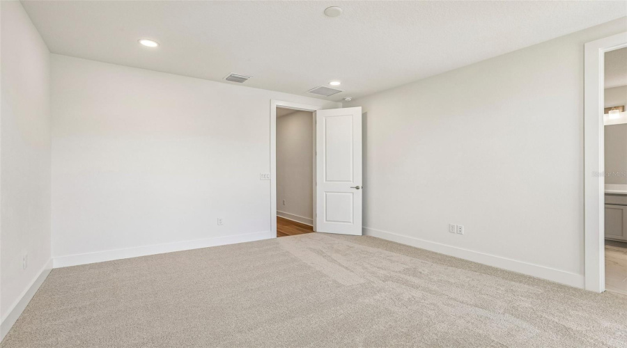 Wesley Chapel, Florida 33545, 3 Bedroom Bedrooms, ,2 Bathroombathrooms,Residential,For Sale,Clover Fin,0,Mfrtb8499365
