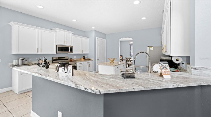 Spring Hill, Florida 34609, 4 Bedroom Bedrooms, ,3 Bathroombathrooms,Residential,For Sale,Birchfield,0,Mfrtb8533161