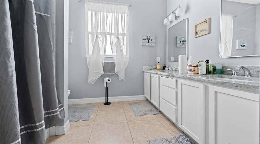Spring Hill, Florida 34609, 4 Bedroom Bedrooms, ,3 Bathroombathrooms,Residential,For Sale,Birchfield,0,Mfrtb8533161