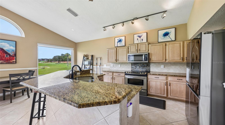 Lake Mary, Florida 32746, 3 Bedroom Bedrooms, ,2 Bathroombathrooms,Residential,For Sale,Arrowmount,0,Mfro6436658