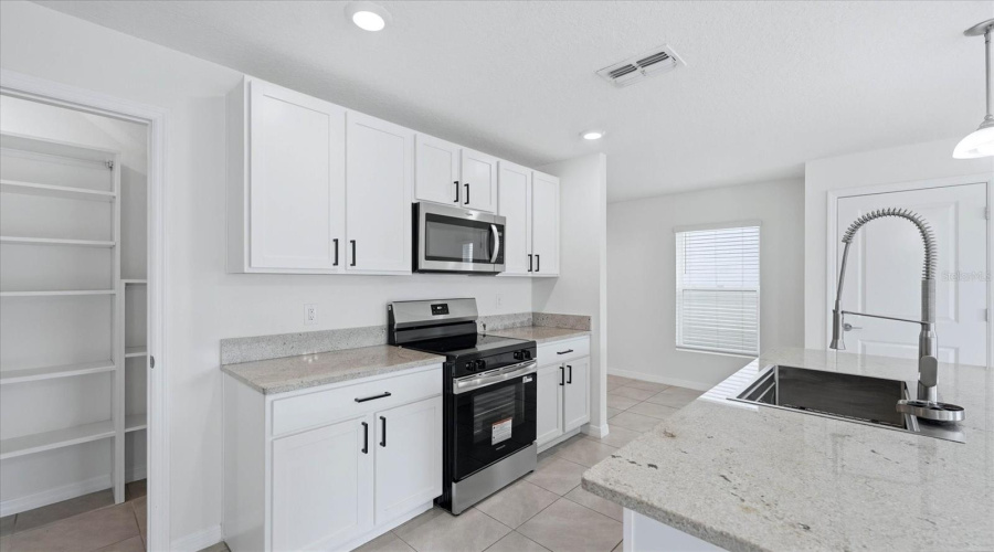 Bradenton, Florida 34208, 4 Bedroom Bedrooms, ,2 Bathroombathrooms,Residential,For Sale,Great Abaco,0,Mfra4700010