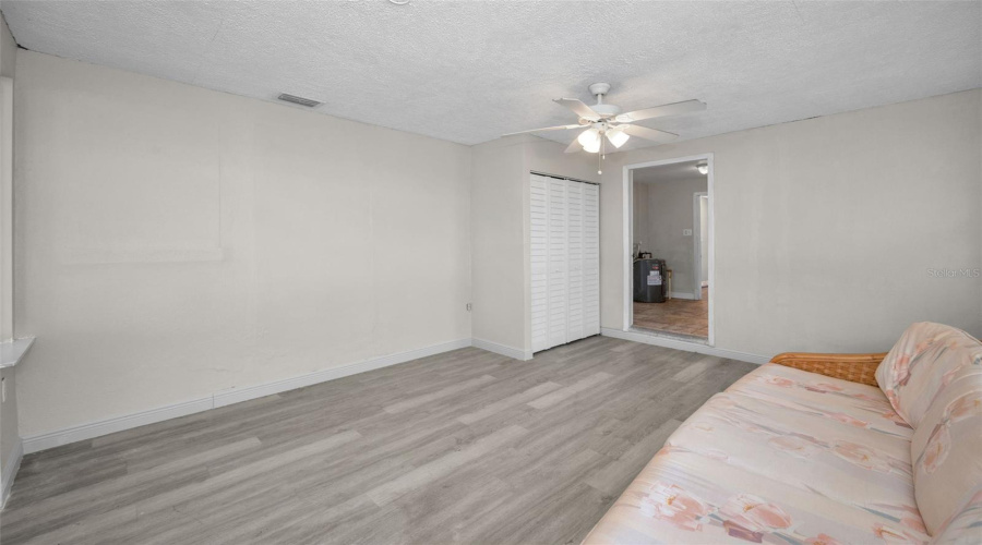 3 Bedroom Or Office/Den With Laminate Flooring