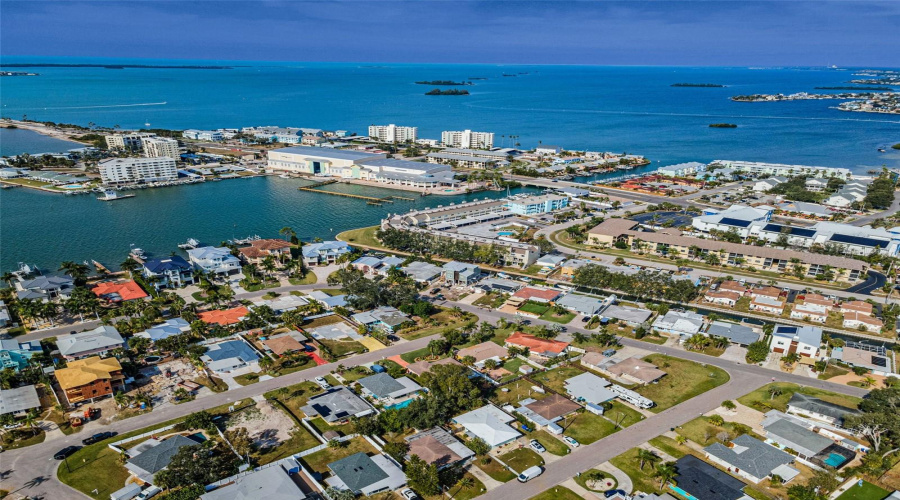 Dunedin, Florida 34698, 3 Bedroom Bedrooms, ,2 Bathroombathrooms,Residential,For Sale,Coronado,0,Mfrtb8454623