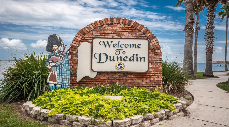 Dunedin, Florida 34698, 3 Bedroom Bedrooms, ,2 Bathroombathrooms,Residential,For Sale,Coronado,0,Mfrtb8454623