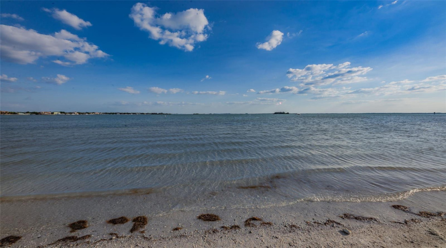Dunedin, Florida 34698, 3 Bedroom Bedrooms, ,2 Bathroombathrooms,Residential,For Sale,Coronado,0,Mfrtb8454623