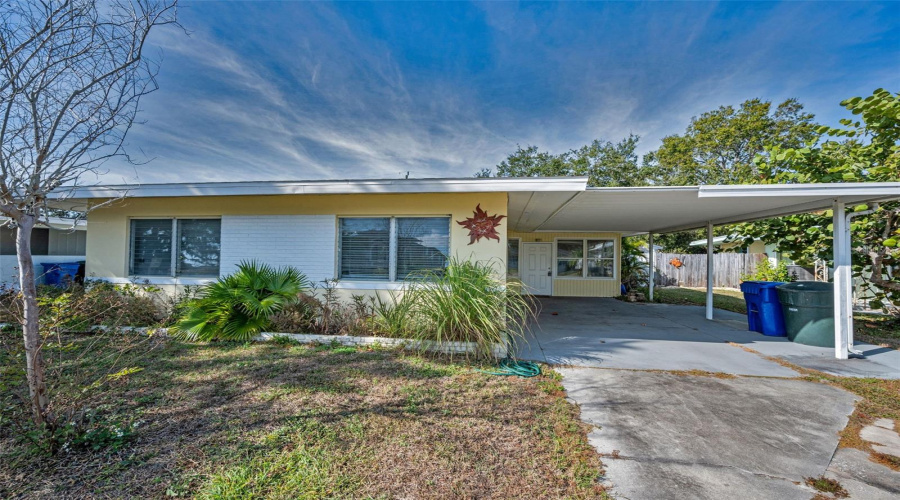 Dunedin, Florida 34698, 3 Bedroom Bedrooms, ,2 Bathroombathrooms,Residential,For Sale,Coronado,0,Mfrtb8454623