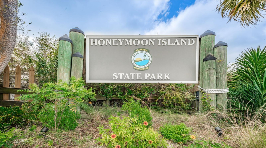 Dunedin, Florida 34698, 3 Bedroom Bedrooms, ,2 Bathroombathrooms,Residential,For Sale,Coronado,0,Mfrtb8454623
