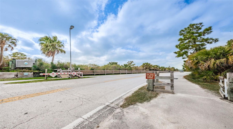 Dunedin, Florida 34698, 3 Bedroom Bedrooms, ,2 Bathroombathrooms,Residential,For Sale,Coronado,0,Mfrtb8454623