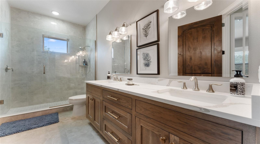 St Cloud, Florida 34771, 6 Bedroom Bedrooms, ,5 Bathroombathrooms,Residential,For Sale,Whisper Wind,0,Mfrs5117387