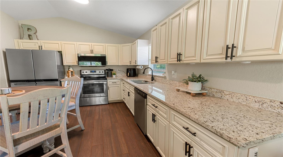 Bartow, Florida 33830, 3 Bedroom Bedrooms, ,2 Bathroombathrooms,Residential,For Sale,Dudley,0,Mfrl4963656