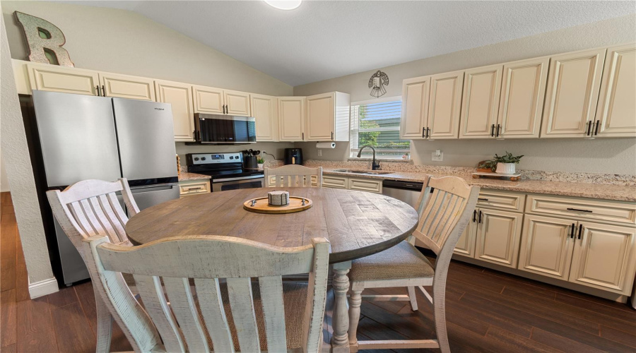 Bartow, Florida 33830, 3 Bedroom Bedrooms, ,2 Bathroombathrooms,Residential,For Sale,Dudley,0,Mfrl4963656
