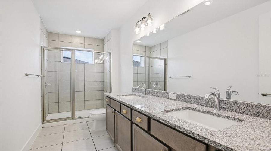 Parrish, Florida 34219, 6 Bedroom Bedrooms, ,4 Bathroombathrooms,Residential,For Sale,Golden Beach,0,Mfrtb8444921