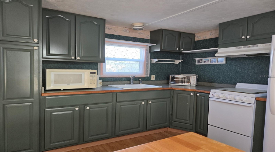 Venice, Florida 34285, 2 Bedroom Bedrooms, ,1 Bathroombathrooms,Residential,For Sale,Boxwood,0,Mfrn6141599