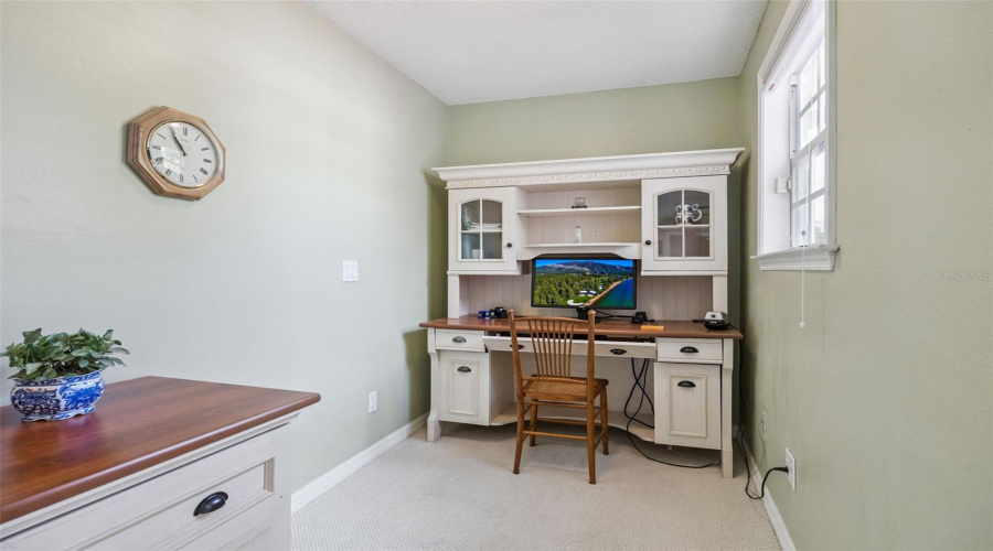 Altamonte Springs, Florida 32701, 4 Bedroom Bedrooms, ,2 Bathroombathrooms,Residential,For Sale,Oak Hill,0,Mfro6436019
