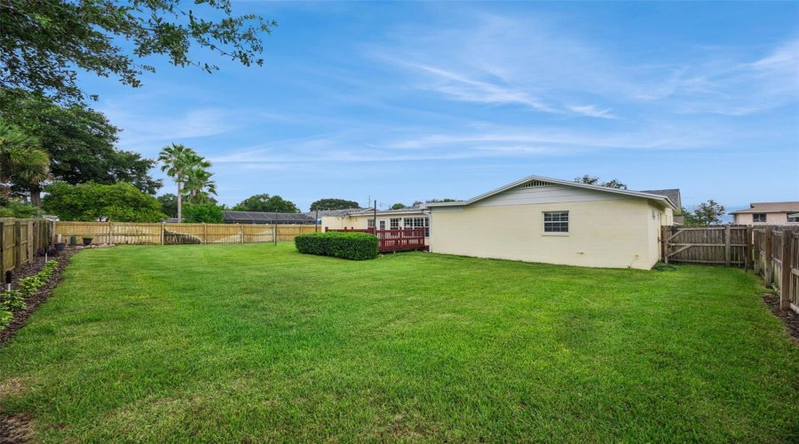 Altamonte Springs, Florida 32701, 4 Bedroom Bedrooms, ,2 Bathroombathrooms,Residential,For Sale,Oak Hill,0,Mfro6436019