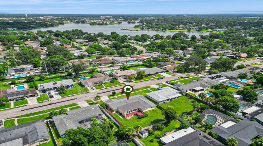 Altamonte Springs, Florida 32701, 4 Bedroom Bedrooms, ,2 Bathroombathrooms,Residential,For Sale,Oak Hill,0,Mfro6436019
