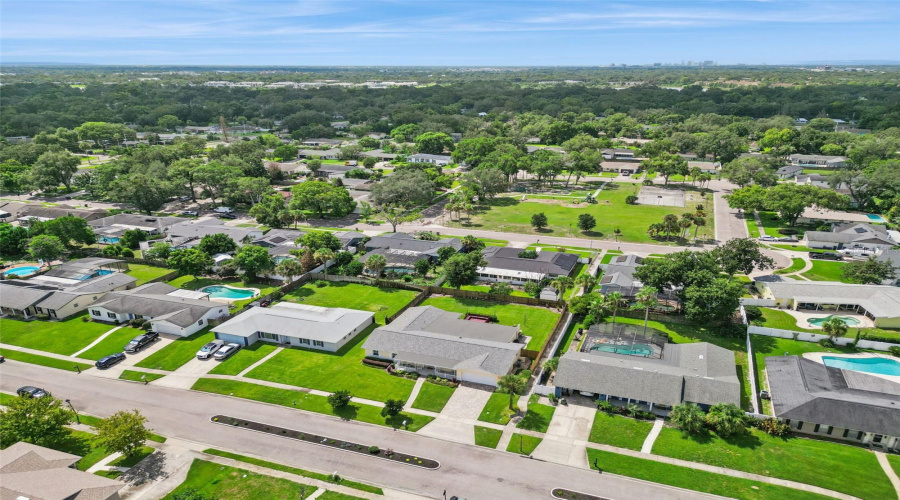 Altamonte Springs, Florida 32701, 4 Bedroom Bedrooms, ,2 Bathroombathrooms,Residential,For Sale,Oak Hill,0,Mfro6436019