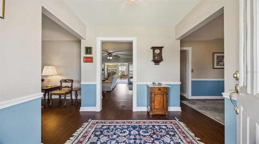 Altamonte Springs, Florida 32701, 4 Bedroom Bedrooms, ,2 Bathroombathrooms,Residential,For Sale,Oak Hill,0,Mfro6436019