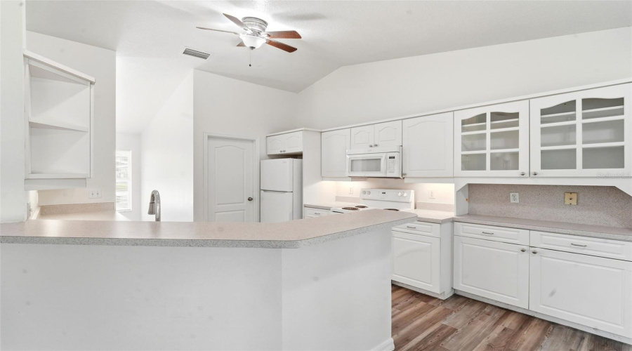 Edgewater, Florida 32141, 3 Bedroom Bedrooms, ,2 Bathroombathrooms,Residential,For Sale,Mango Tree,0,Mfrv4950209