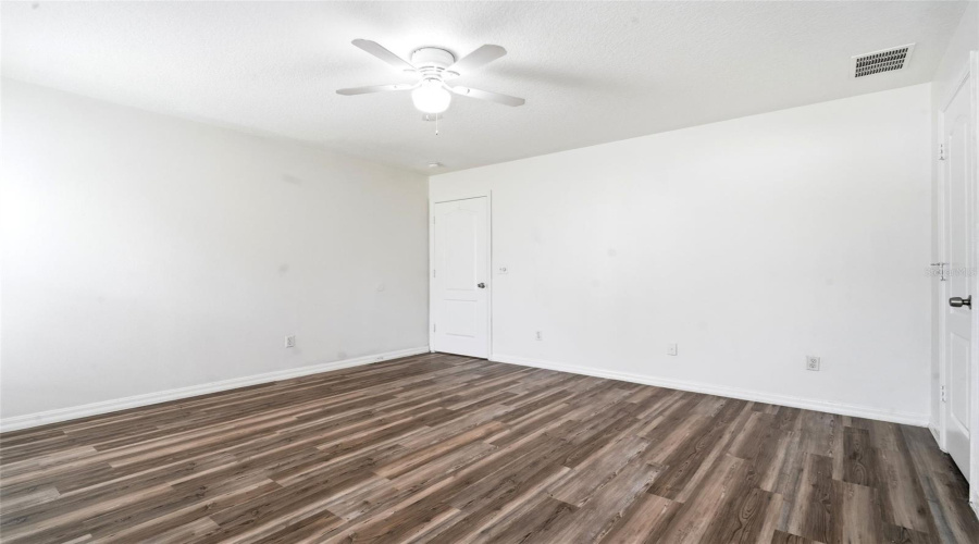 Edgewater, Florida 32141, 3 Bedroom Bedrooms, ,2 Bathroombathrooms,Residential,For Sale,Mango Tree,0,Mfrv4950209