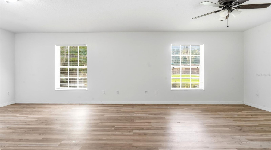 Edgewater, Florida 32141, 3 Bedroom Bedrooms, ,2 Bathroombathrooms,Residential,For Sale,Mango Tree,0,Mfrv4950209