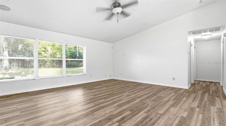 Edgewater, Florida 32141, 3 Bedroom Bedrooms, ,2 Bathroombathrooms,Residential,For Sale,Mango Tree,0,Mfrv4950209