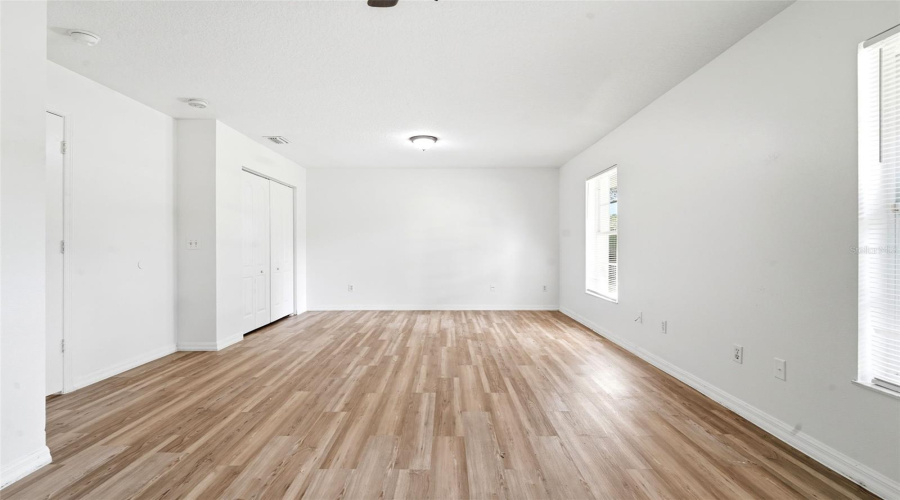 Edgewater, Florida 32141, 3 Bedroom Bedrooms, ,2 Bathroombathrooms,Residential,For Sale,Mango Tree,0,Mfrv4950209