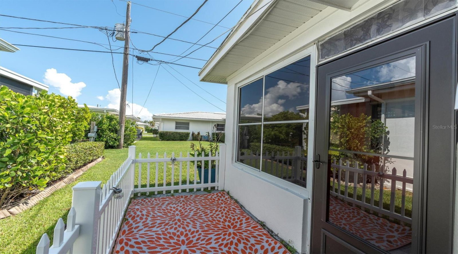 Pinellas Park, Florida 33782, 2 Bedroom Bedrooms, ,1 Bathroombathrooms,Residential,For Sale,98Th,0,Mfrtb8514191
