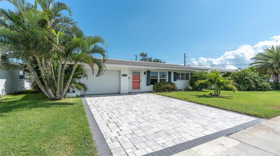 Pinellas Park, Florida 33782, 2 Bedroom Bedrooms, ,1 Bathroombathrooms,Residential,For Sale,98Th,0,Mfrtb8514191